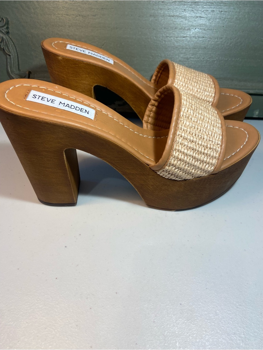 Steve Madden Tan Wood-Platform Woven Slide Mules SZ 9